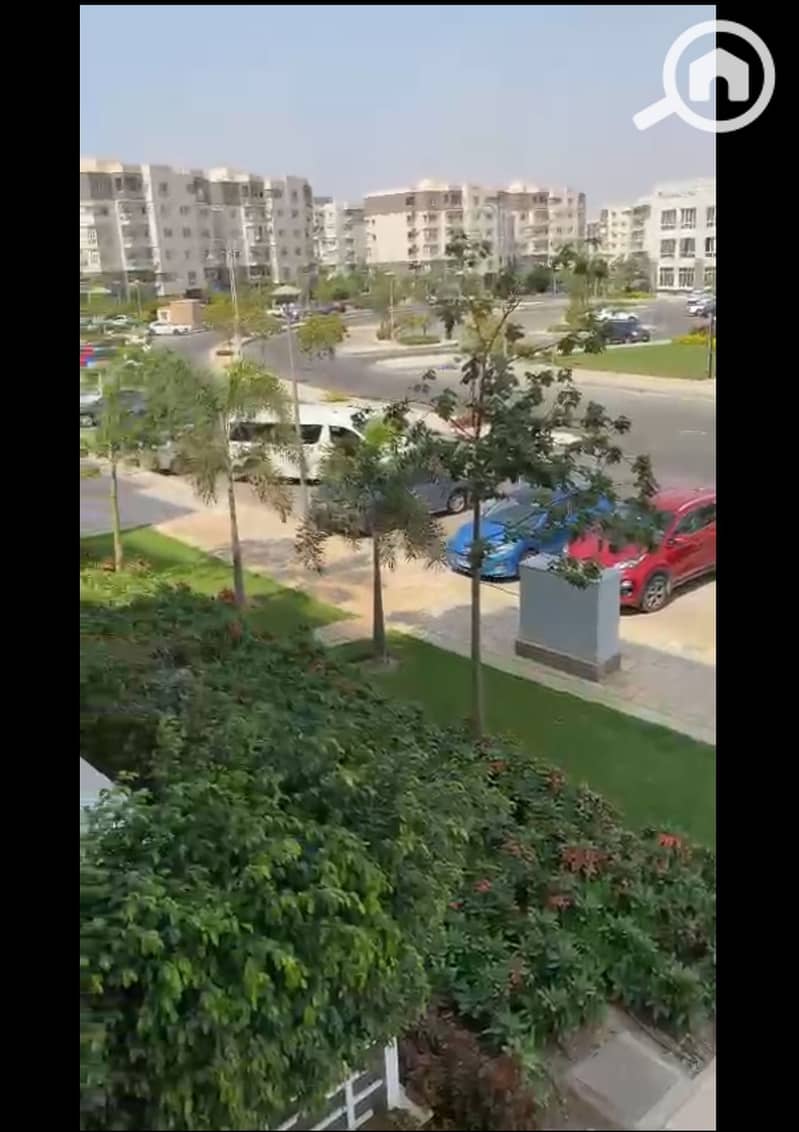 13 units-76261763464957. jpg