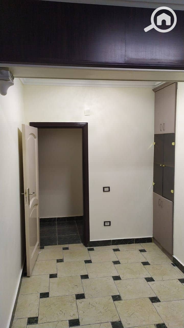 4 bbd286c8-31da-4389-bafe-33a8eb7d5e4f. jpg