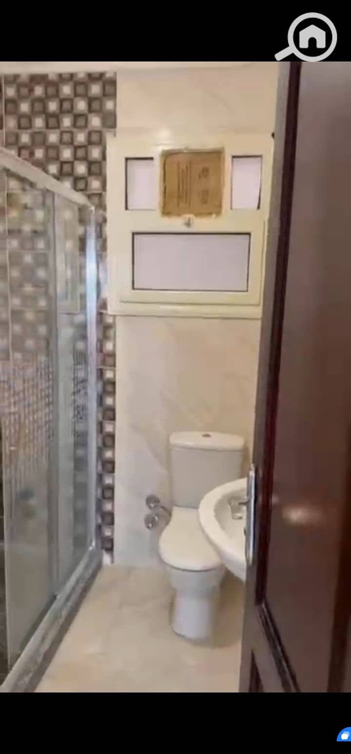 8 1000412588. jpg
