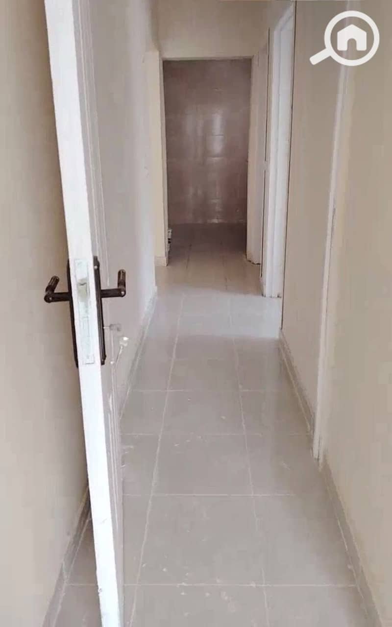 7 24677. jpg