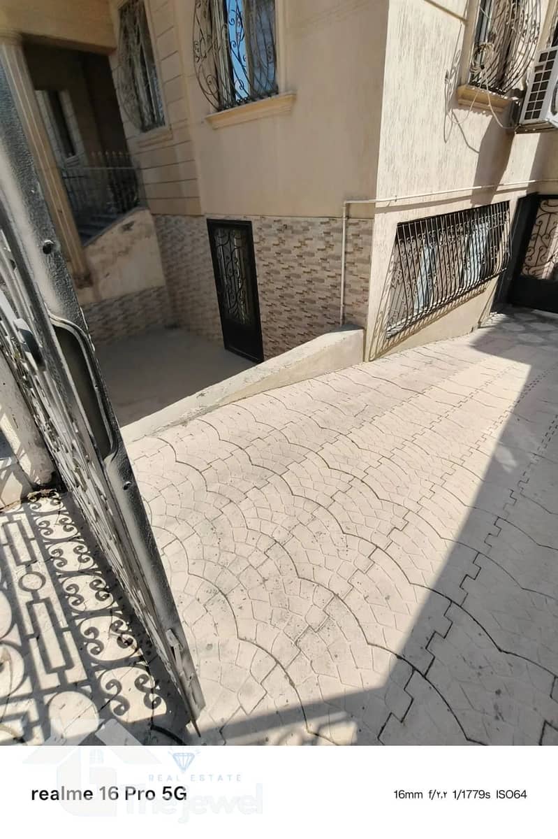 9 AG-104-09. jpg