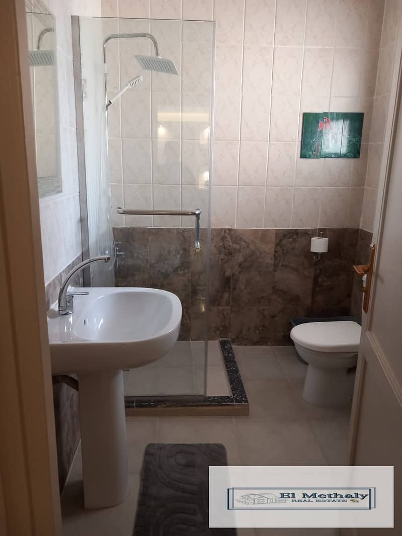 4 6535a2f7-095e-4178-9b77-63368d96eb06. jpg