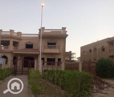 3 Bedroom Flat for Sale in Sheikh Zayed, Giza - ef77a9f3-a237-49e7-a2de-f7a254c067bb. jpg 3 Bedroom Flat for Sale in Sheikh Zayed, Giza - ef77a9f3-a237-49e7-a2de-f7a254c067bb. jpg
