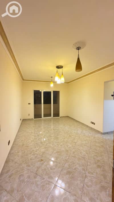 شقة 2 غرفة نوم للبيع في الشيخ زايد، الجيزة - IMG_7104. jpg