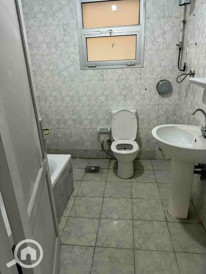 7 1000639458. jpg