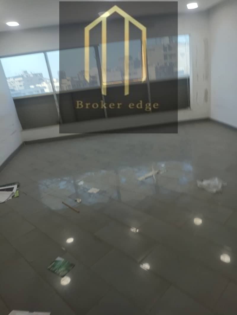 5 1001830687. jpg
