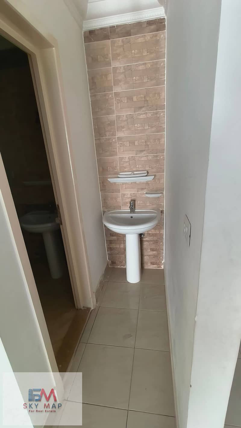 3 1000082958. jpg