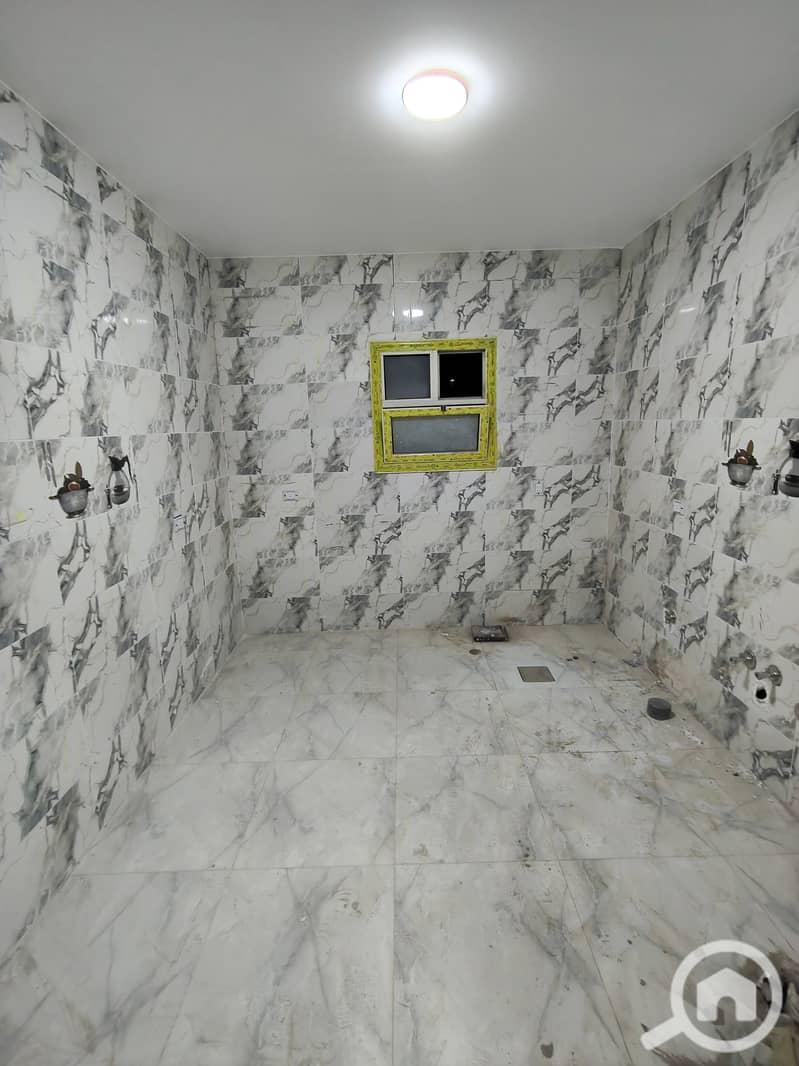 5 79903. jpg