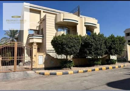 8 Bedroom Villa for Sale in New Cairo, Cairo - IMG_3063. jpeg 8 Bedroom Villa for Sale in New Cairo, Cairo - IMG_3063. jpeg