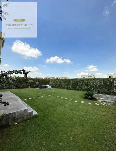 5 Bedroom Townhouse for Sale in Shorouk City, Cairo - 04acb294-9a2b-42ba-8cc4-72e1620bdbe0-1_all_2723. jpg