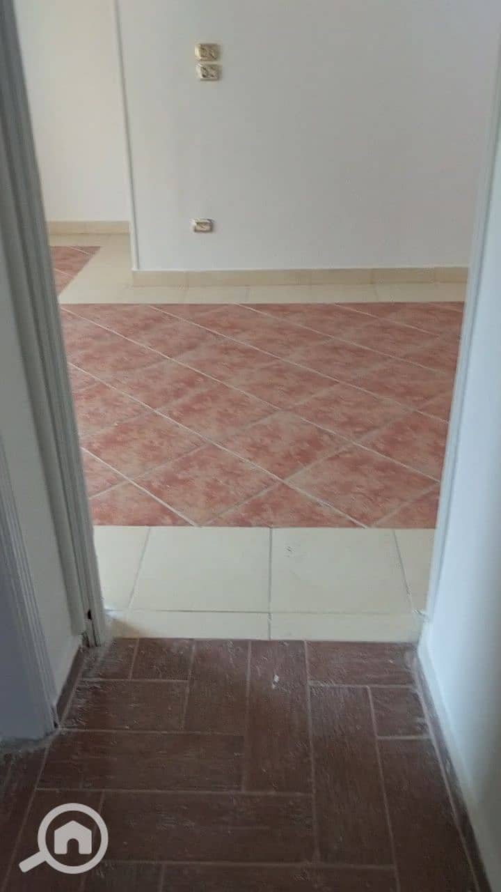 11 1000330755. jpg