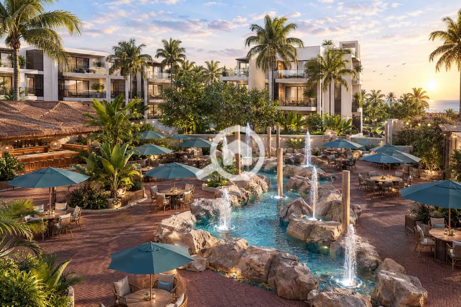 6 Golden Tropical Resort Courtyard. png