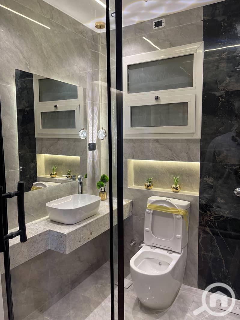 4 1000018769. jpg