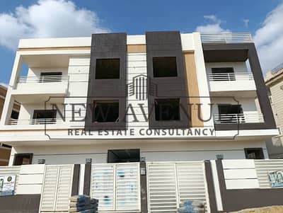 3 Bedroom Flat for Sale in Shorouk City, Cairo - WhatsApp Image 2026-10-07 at 4.37. 53 PM. jpeg 3 Bedroom Flat for Sale in Shorouk City, Cairo - WhatsApp Image 2026-10-07 at 4.37. 53 PM. jpeg