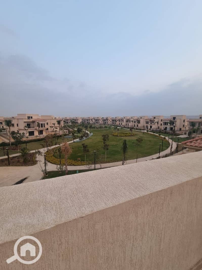 4 1000487278. jpg