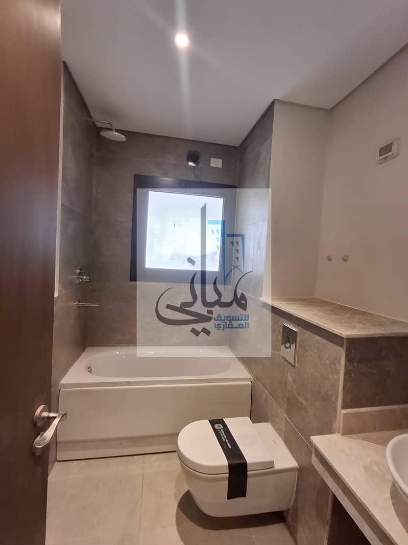8 bd2af612-c5d9-4bf4-ab38-64d8441d2bf7. jpg