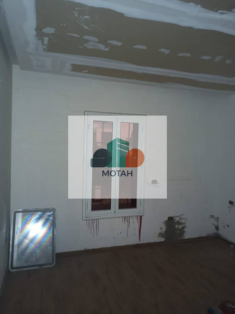24 1000854269. jpg