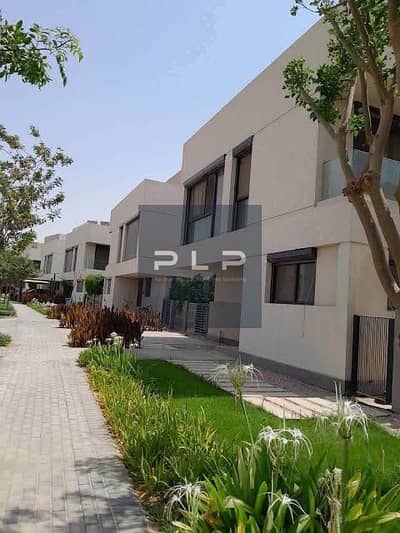 3 Bedroom Villa for Sale in Shorouk City, Cairo - بب. jpg