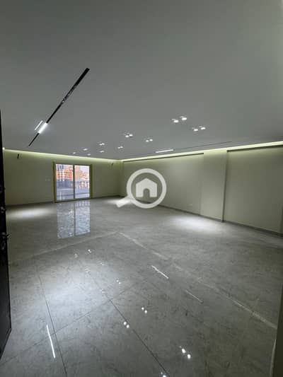 3 Bedroom Flat for Sale in Dokki, Giza - WhatsApp Image 2026-10-08 at 5.58. 08 PM (1). jpeg