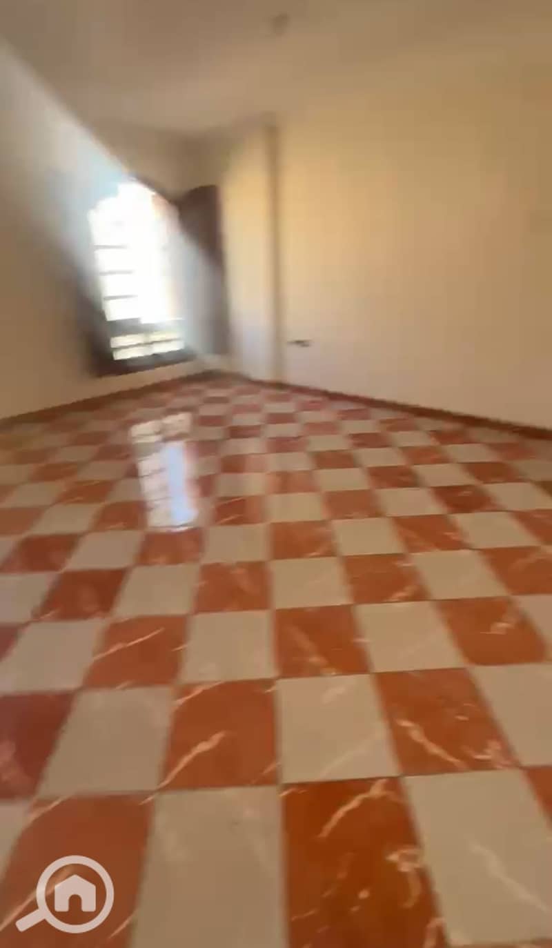 4 1000740238. jpg