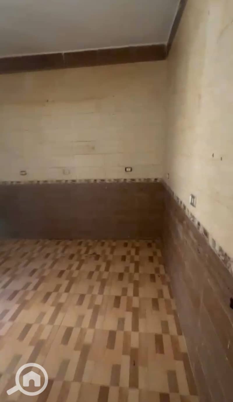 9 1000740240. jpg