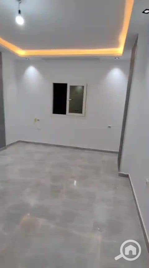 2 8. jpg