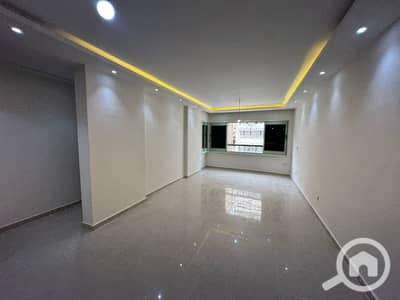 3 Bedroom Flat for Sale in Sidi Beshr, Alexandria - WhatsApp Image 2026-10-11 at 4.12. 19 PM (1). jpeg 3 Bedroom Flat for Sale in Sidi Beshr, Alexandria - WhatsApp Image 2026-10-11 at 4.12. 19 PM (1). jpeg