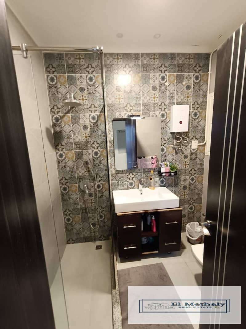 9 2f8bd6ac-93cf-4ed7-8211-d5f2e5536a27. jpg