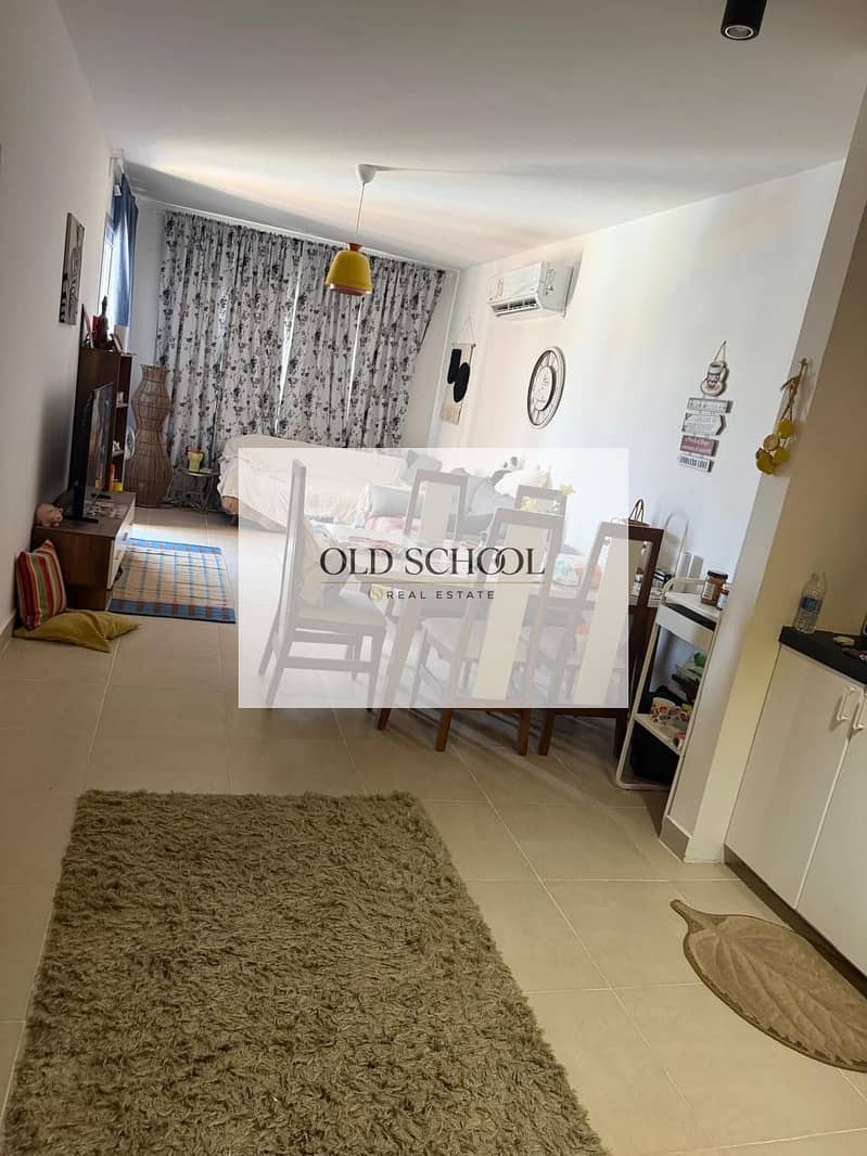 a87dc5b5-a994-43cd-9933-f2582d67c0a9. jpg a87dc5b5-a994-43cd-9933-f2582d67c0a9. jpg