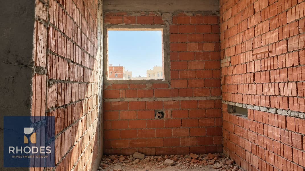 6 Sunlit Unfinished Brick Room. png