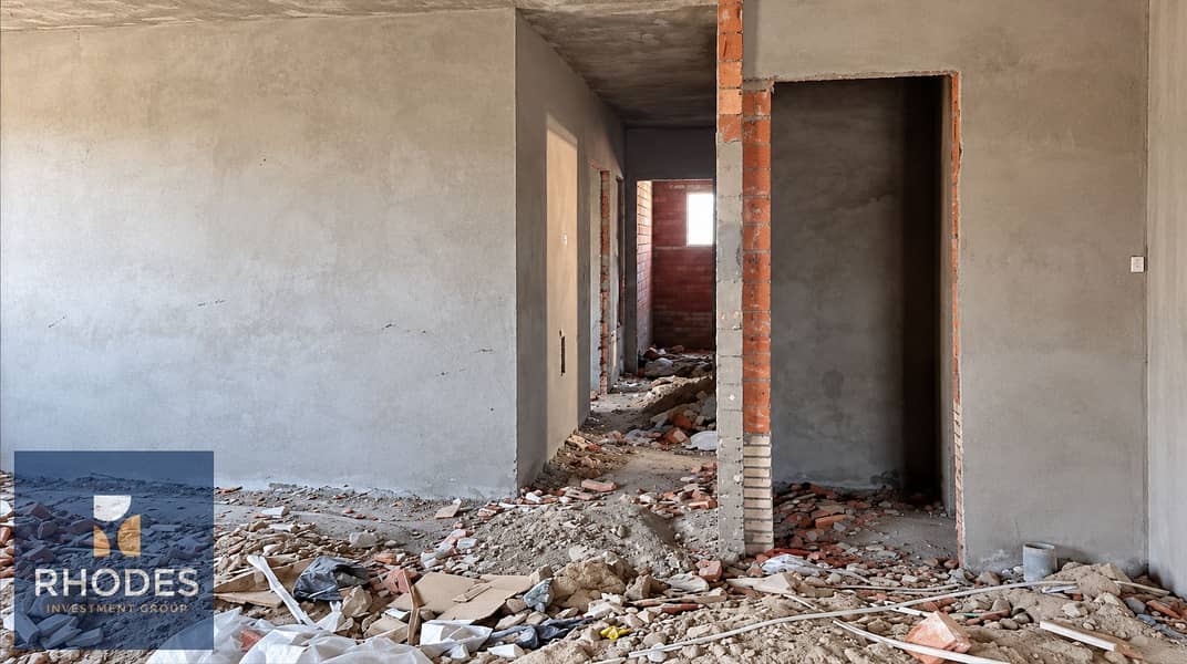 10 Unfinished Interior Hallway in Daylight. png