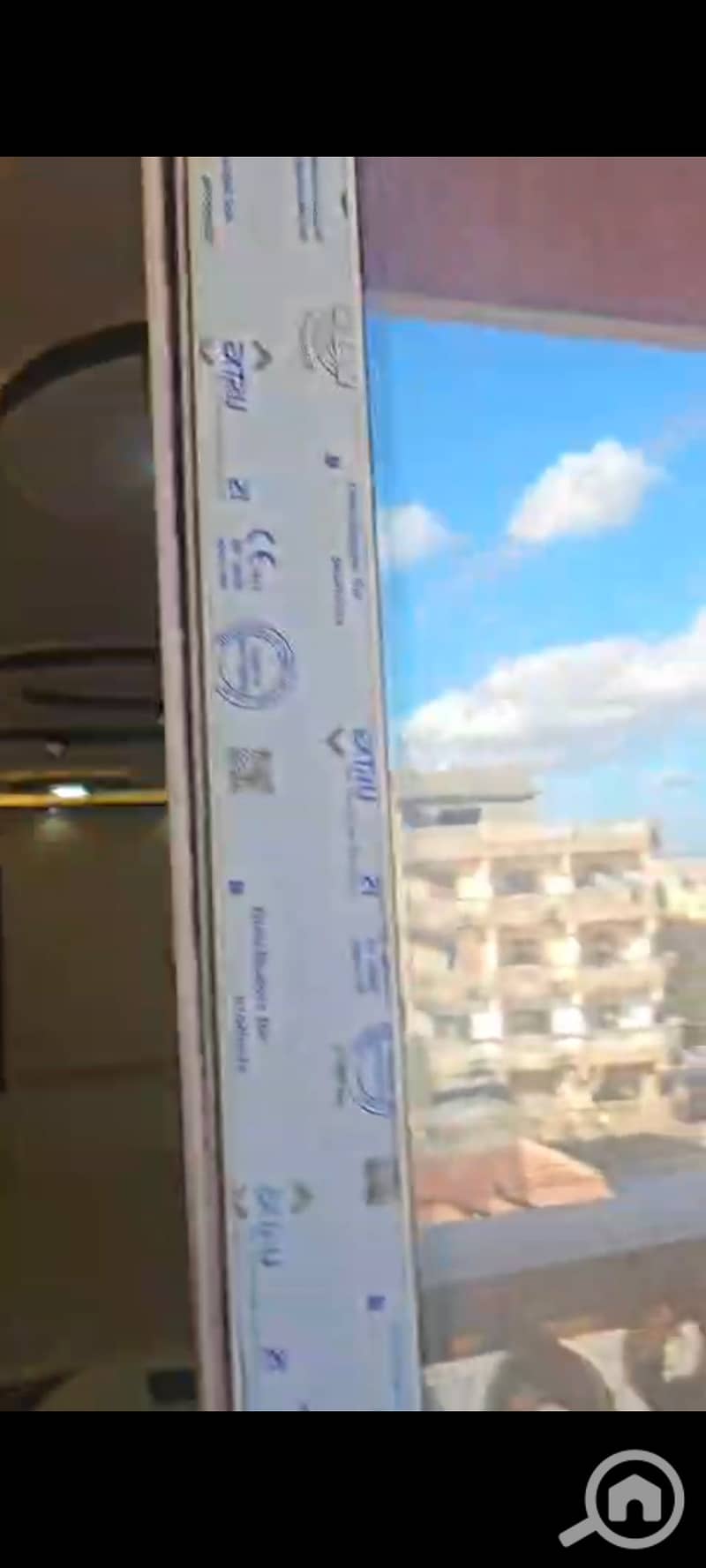 19 136375. jpg