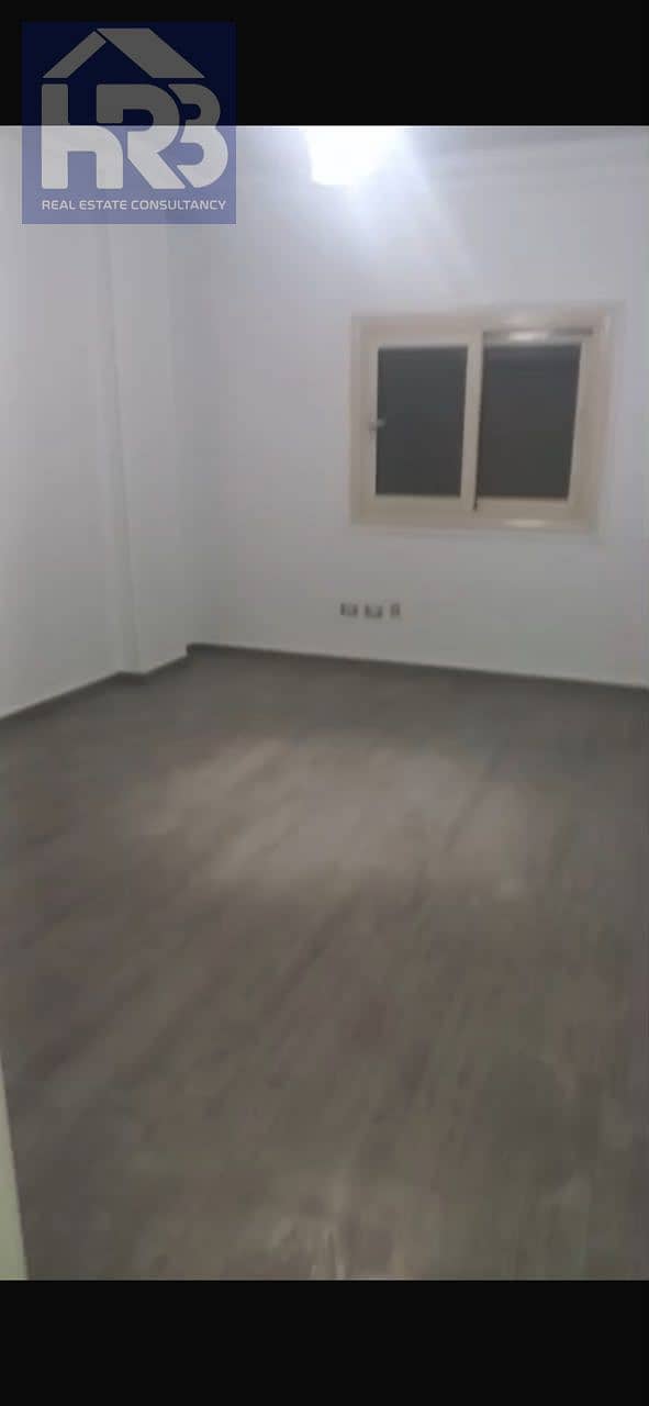 2 1000580625. jpg