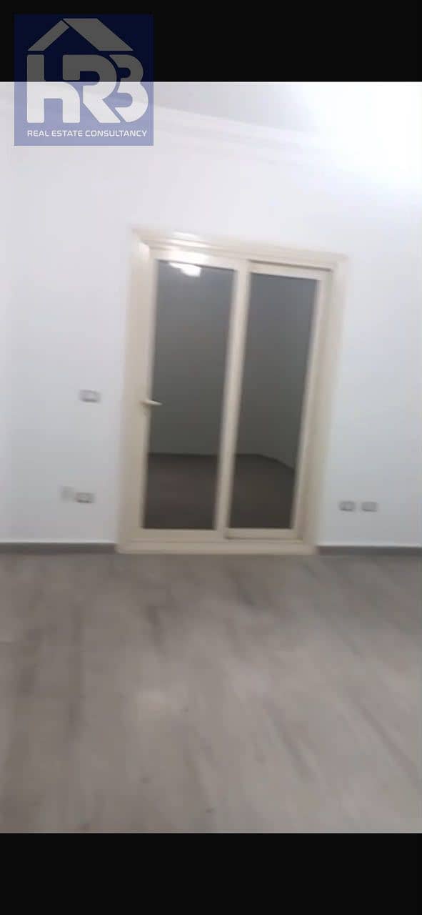 5 1000580626. jpg