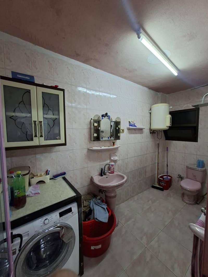 8 