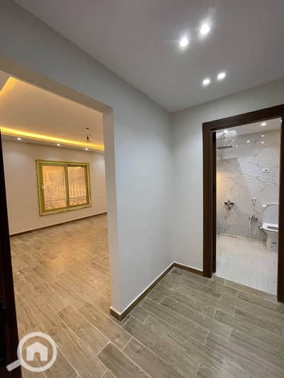 3 Bedroom Flat for Sale in Sheikh Zayed, Giza - 840824922_4337489569717658_2369316042493595614_n. jpg