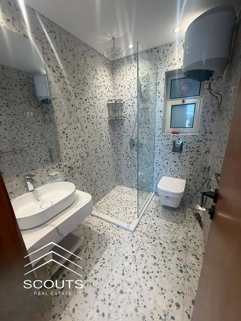 13 47816693-800x600. jpg