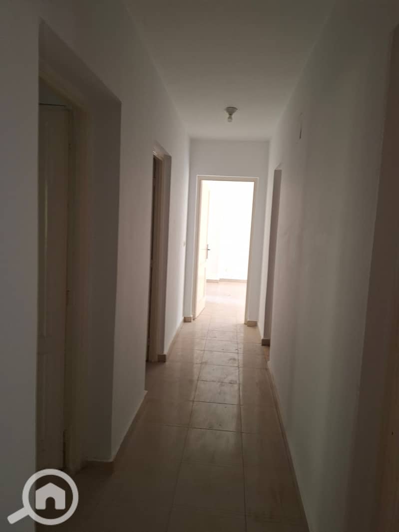 9 56753. jpg