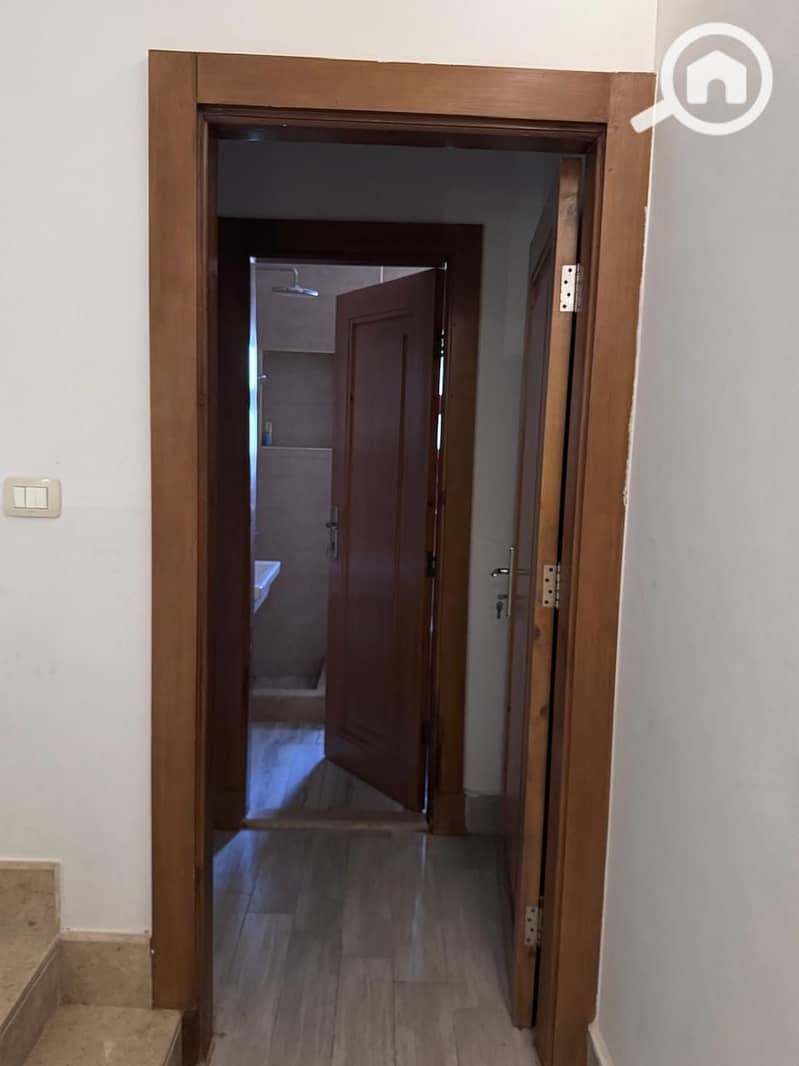 9 1000471531. jpg