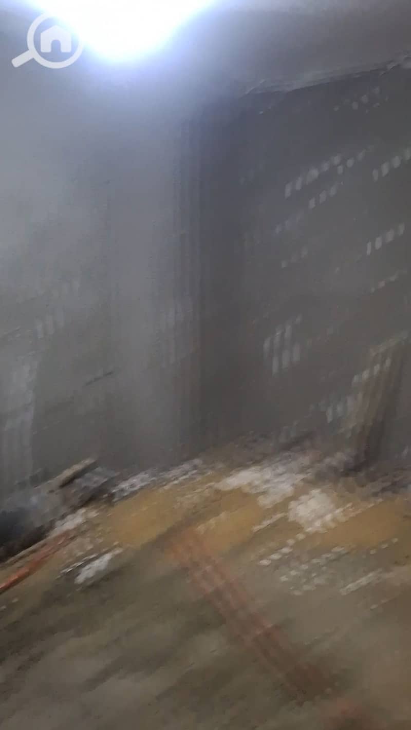 18 1000489408. jpg