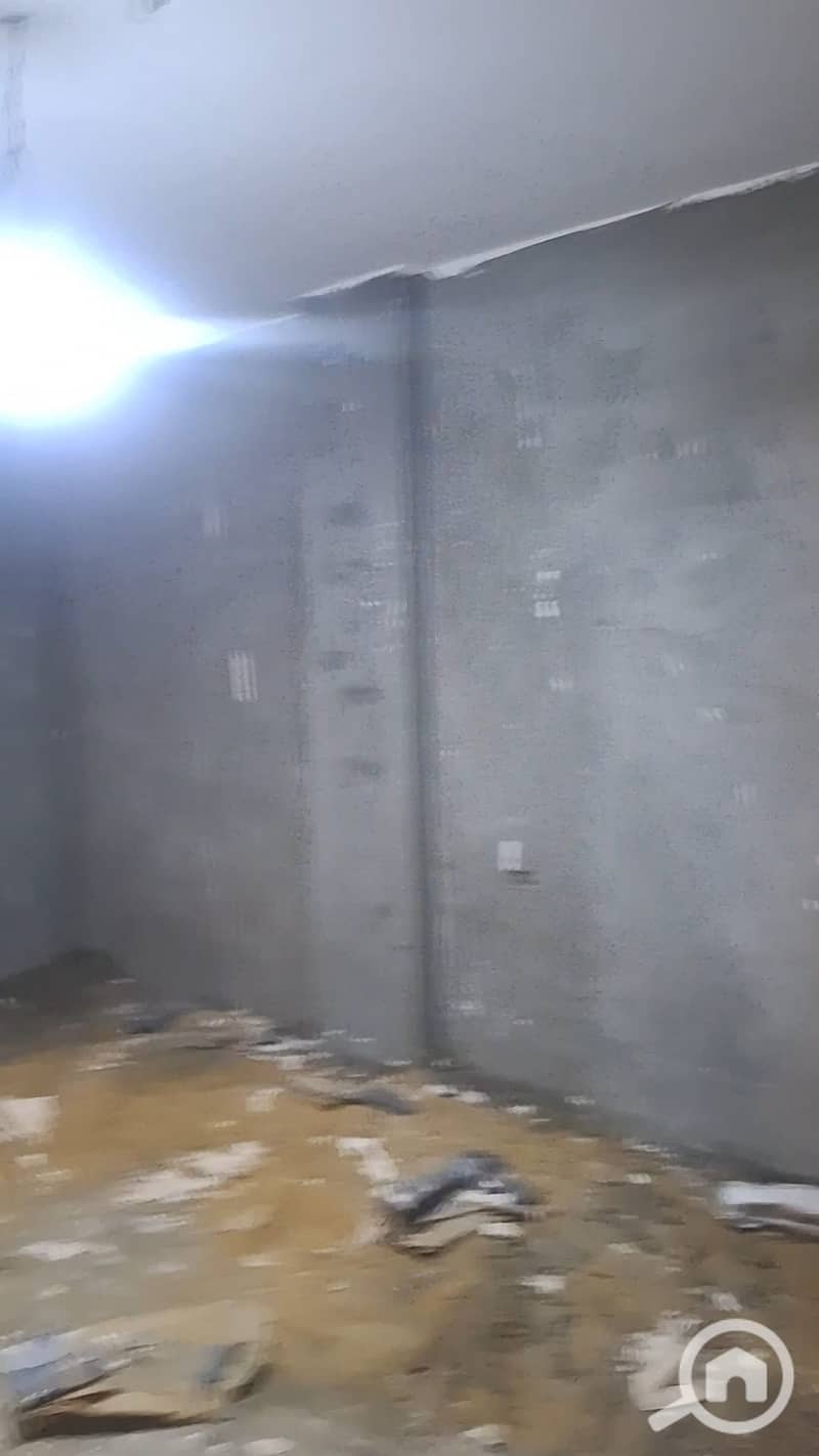 18 1000489410. jpg