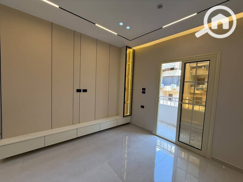 13 147023. jpg