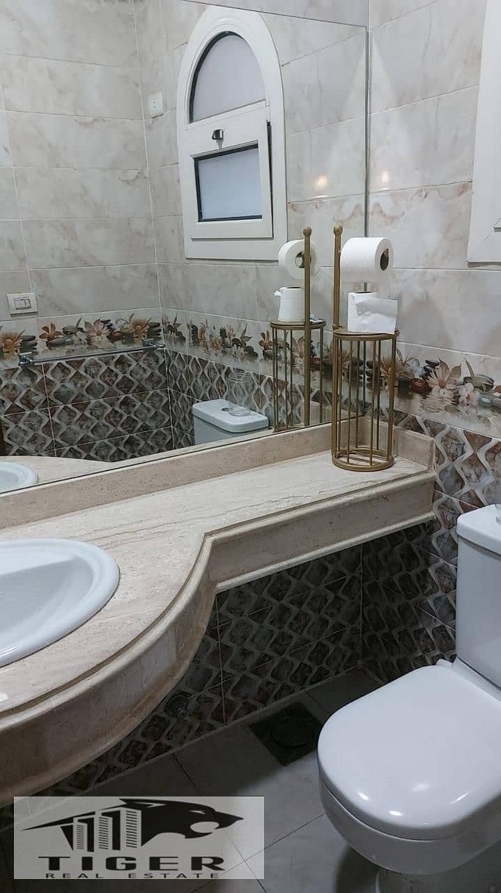 8 282225. jpg