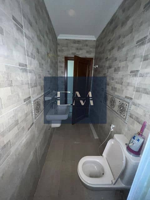 11 db01784c-c518-4bcc-b5a8-b7dca40a0031. jfif. jpg