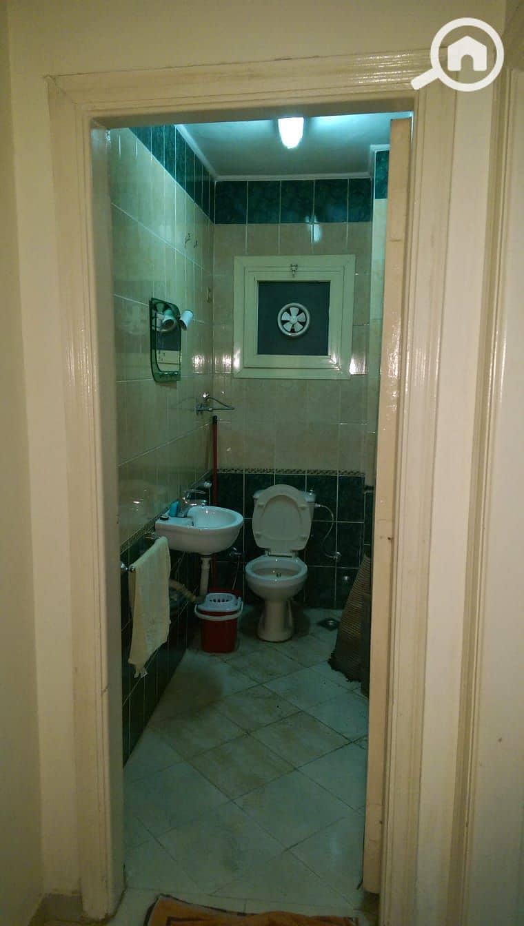 10 1000550543. jpg