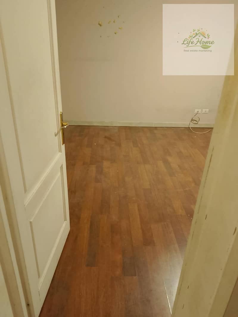 4 1000301819. jpg