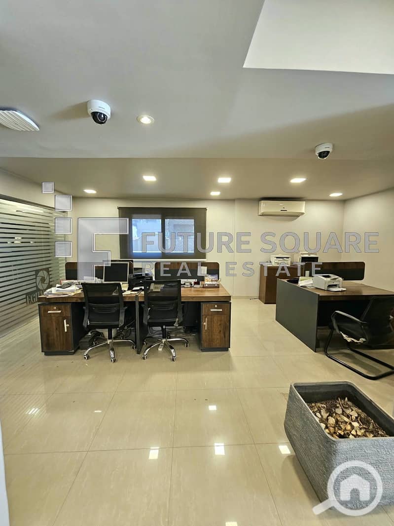 4 Image10. jpg