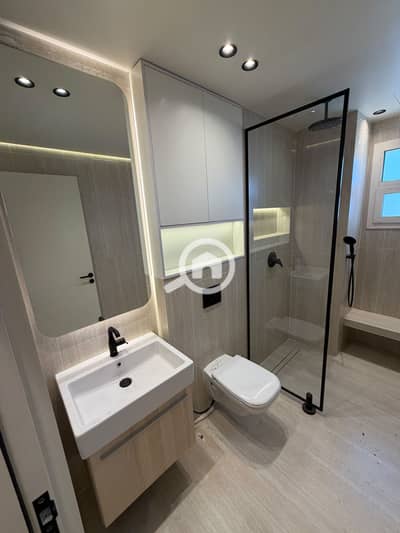 فلیٹ 3 غرف نوم للايجار في القاهرة الجديدة، القاهرة - IMG-20261008-WA0072. jpg