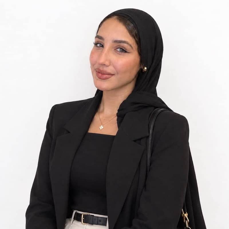 menna mostafa