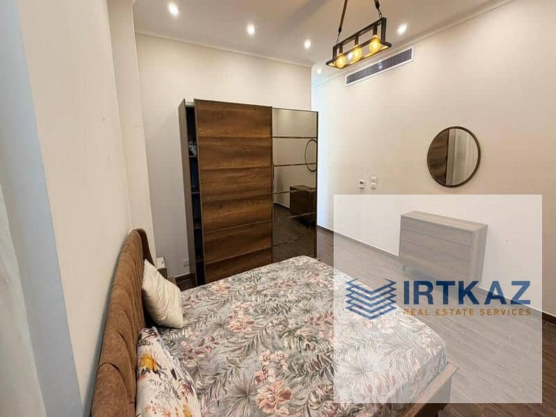 10 507bd856-de66-427e-9ba0-a32decc24449. jpg